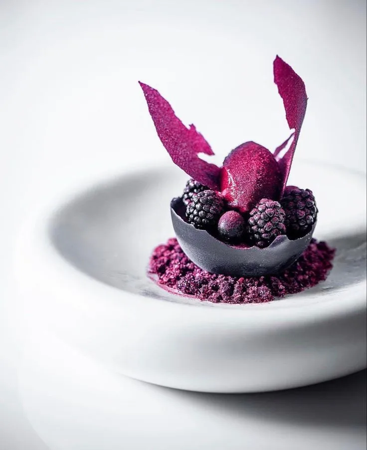 Lustre and Legacy: How Edible Pearls Became the Most Ethical Status Symbol in American Luxury Desserts